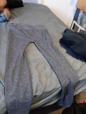 Bozzolo Gray Ribbed Knit Leggings